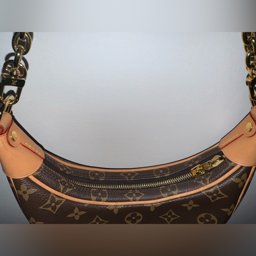 Louis Vuitton Loop Bag - Picture 9 of 16
